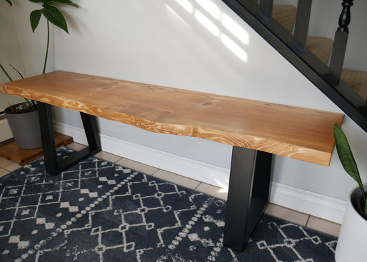 Why Western Red Cedar is a Top Choice for Indoor Furniture