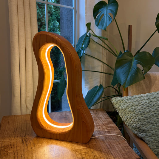 Small Western Red Cedar LED Lamp – Dimmable Wooden Accent Light