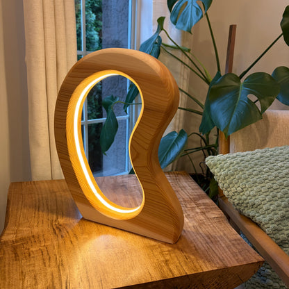 Rustic Western Red Cedar Table Lamp – Dimmable LED Light