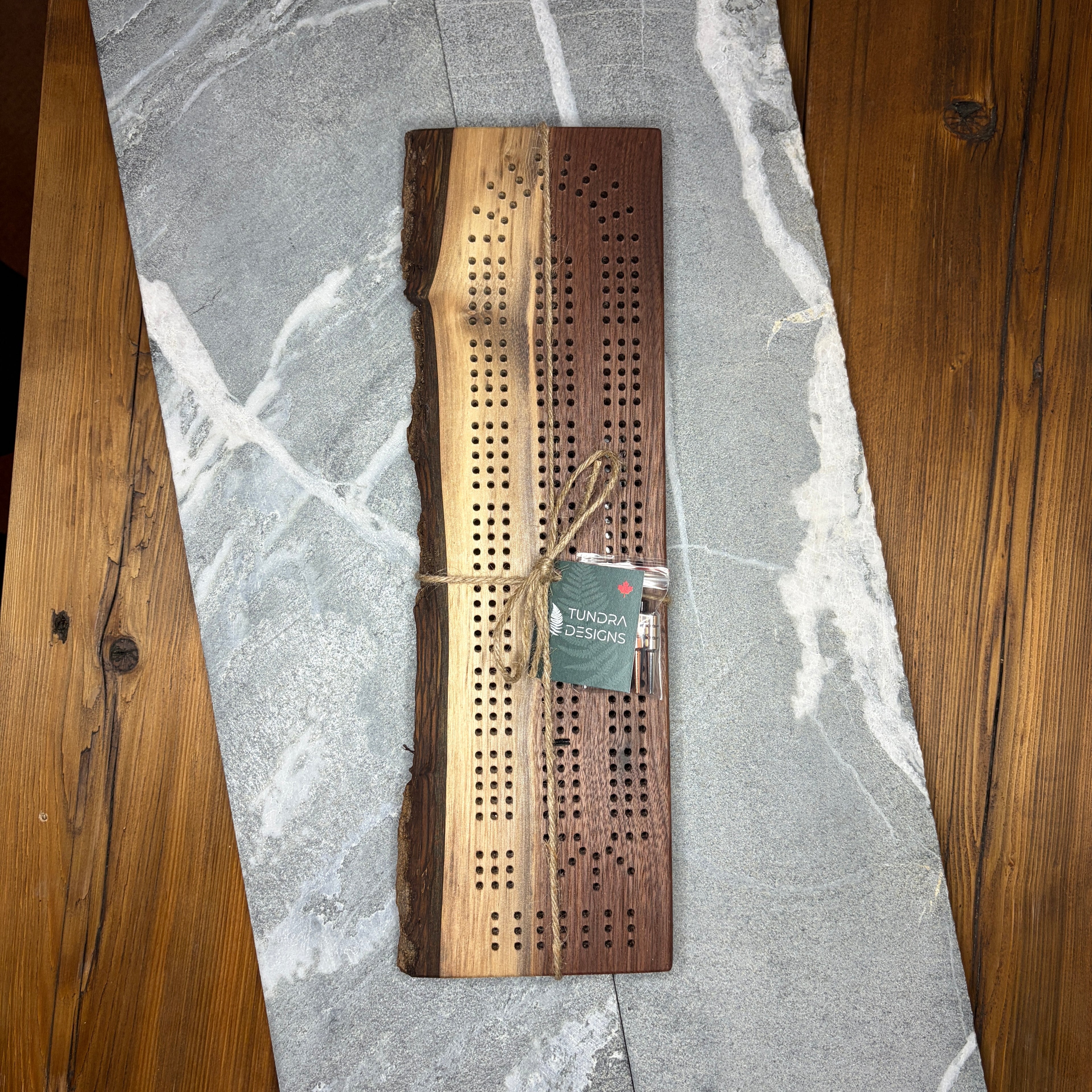 Live Edge Black Walnut Cribbage Board – Exposed Bark Edge