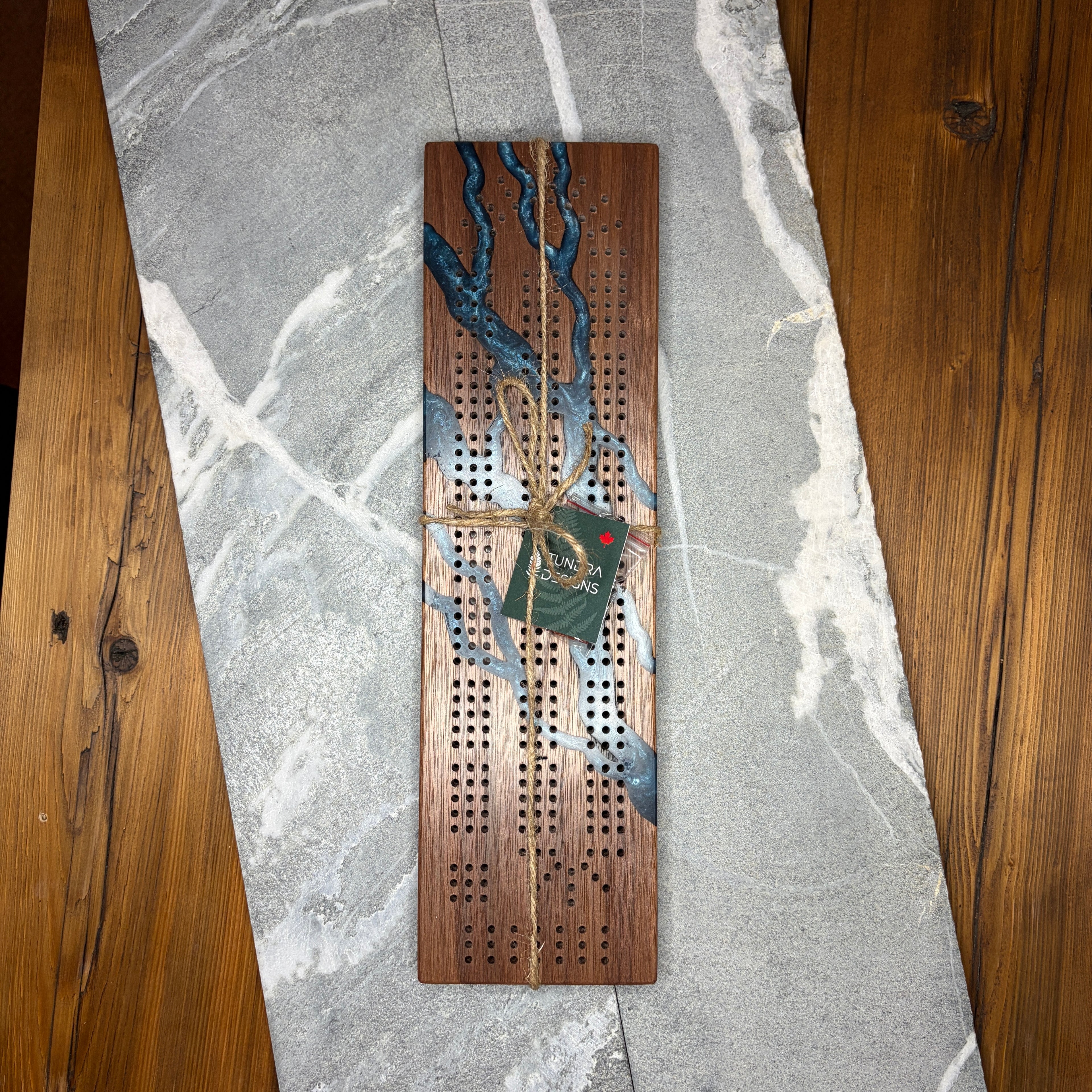 Straight Edge Black Walnut Cribbage Board – Hand Carved Blue Epoxy Design