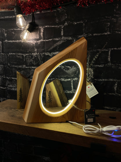 Cedar LED Lamp