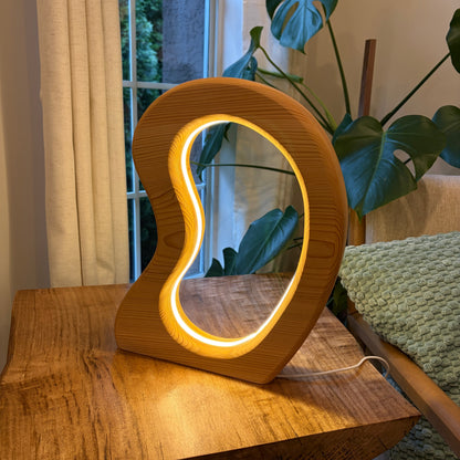 Rustic Western Red Cedar Table Lamp – Dimmable LED Light